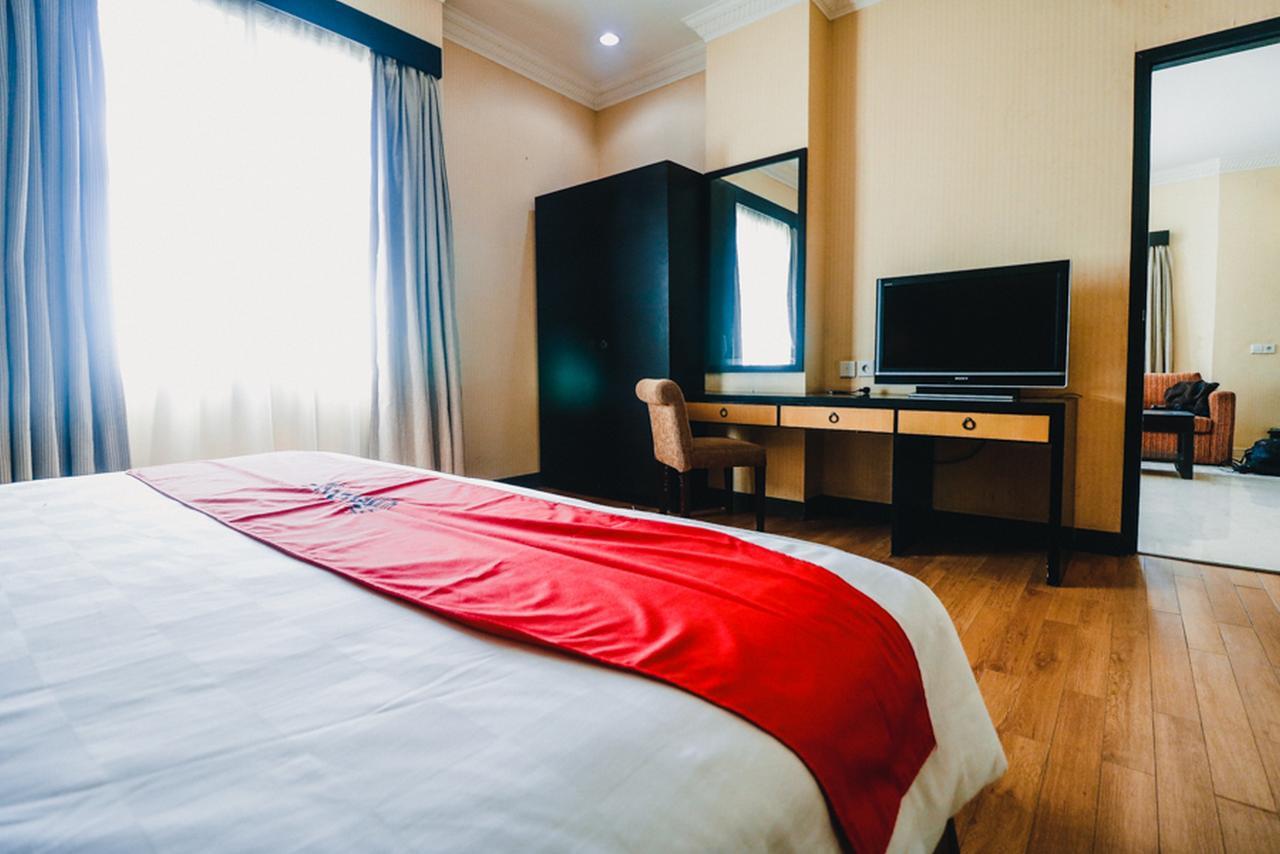 Reddoorz Premium @Jalan Jendral Sudirman Palembang Palimbão Exterior foto