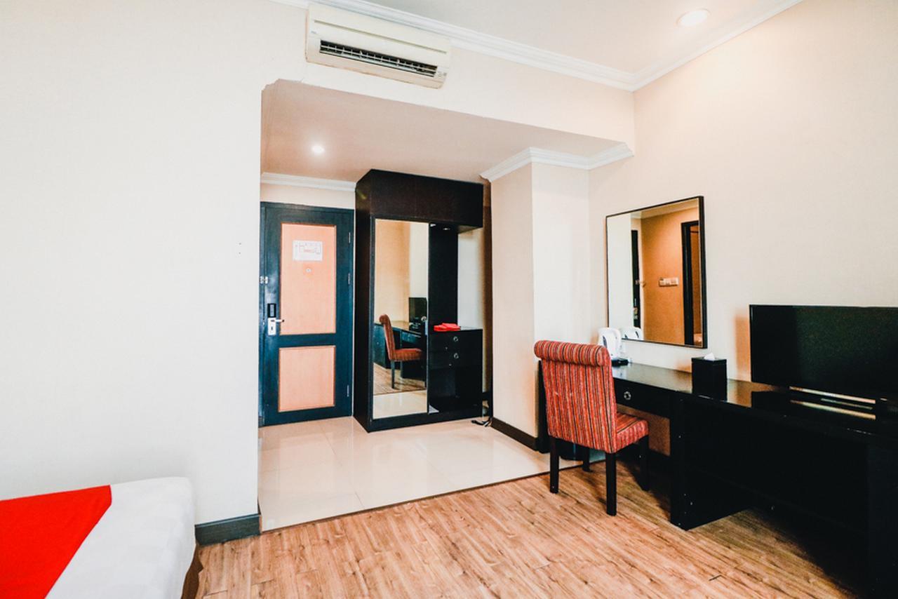 Reddoorz Premium @Jalan Jendral Sudirman Palembang Palimbão Exterior foto